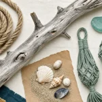 Idées déco bois flotté ambiance nature : branche flottée et déco récup sur fond beige